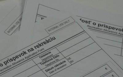 Peniaze na rekreačné poukazy rieši rezort školstva s rezortom financií Peniaze na rekreačné poukazy rieši rezort školstva s rezortom financií